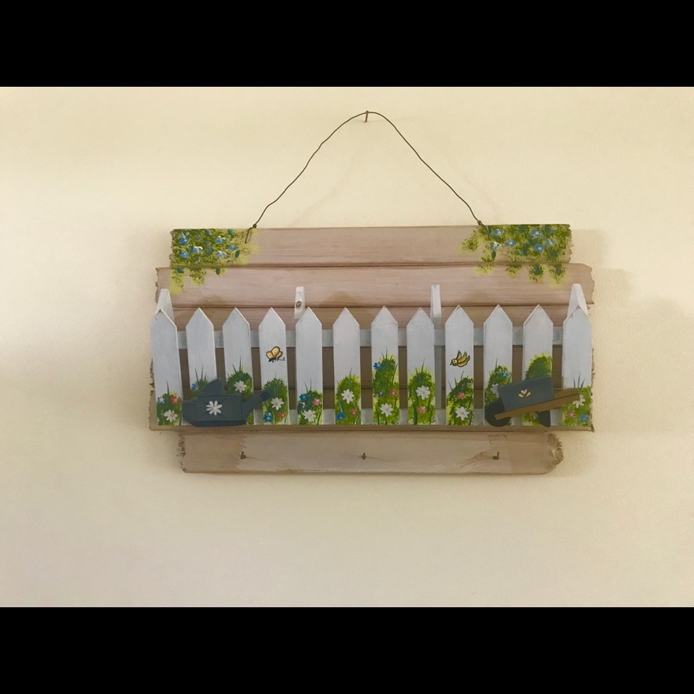 Garden Fence Hanging Mail Sorter